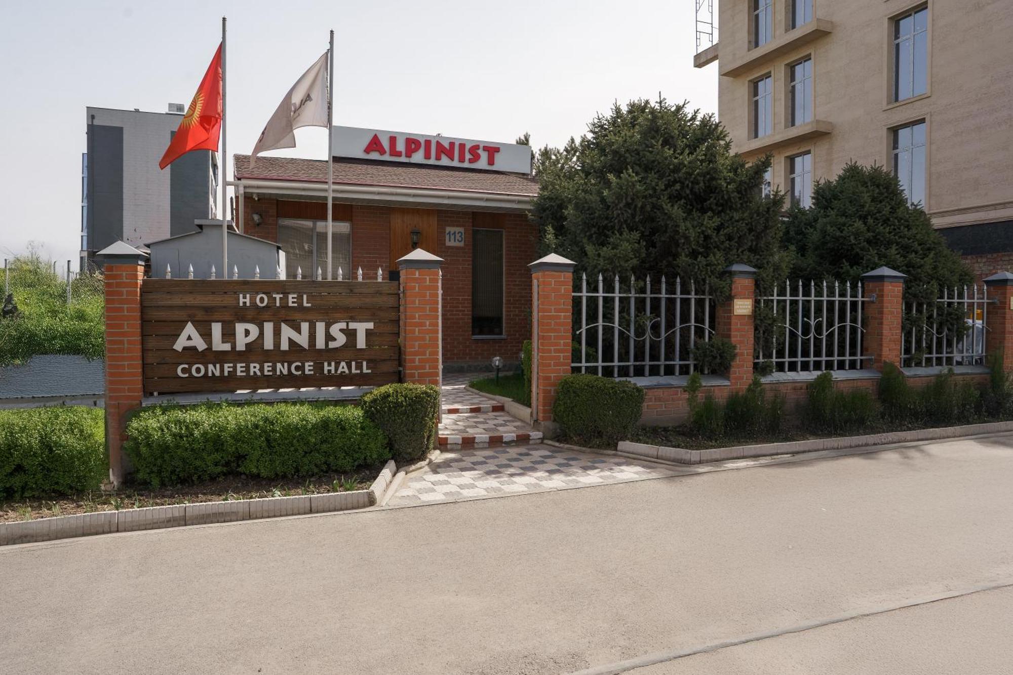 Alpinist Hotel Bishkek Exterior foto